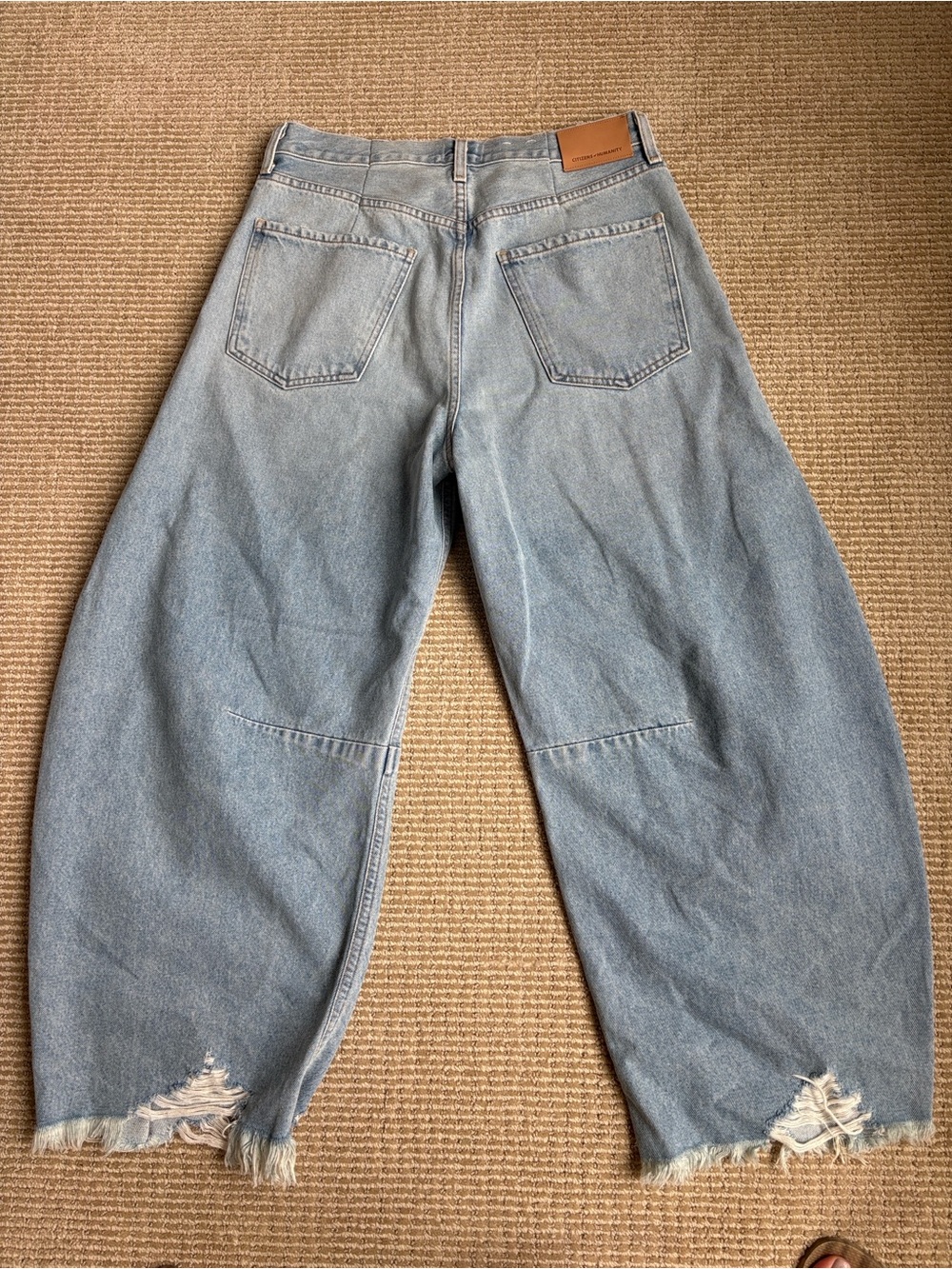 Citizens of Humanity Barrel Horseshoe Jeans Size 30 - Picture 3 of 7